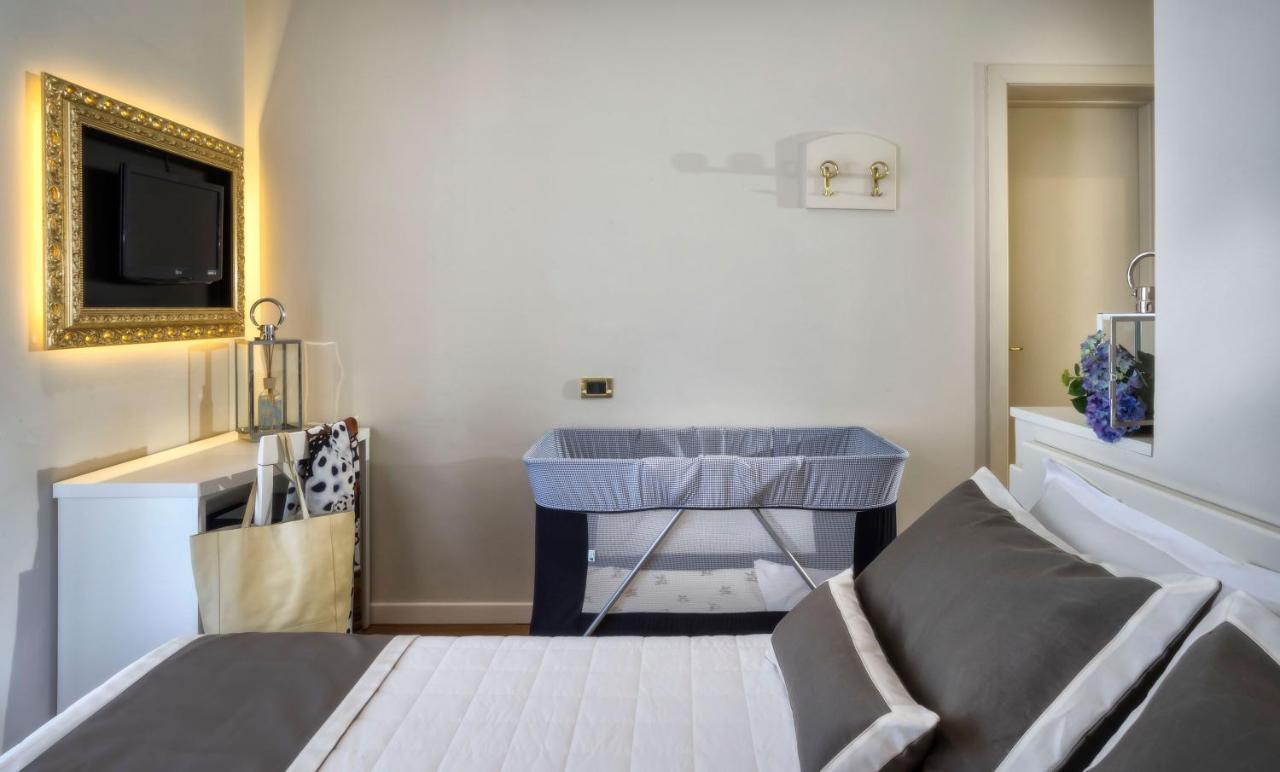 Novecento Suite Hotel Riccione Dış mekan fotoğraf