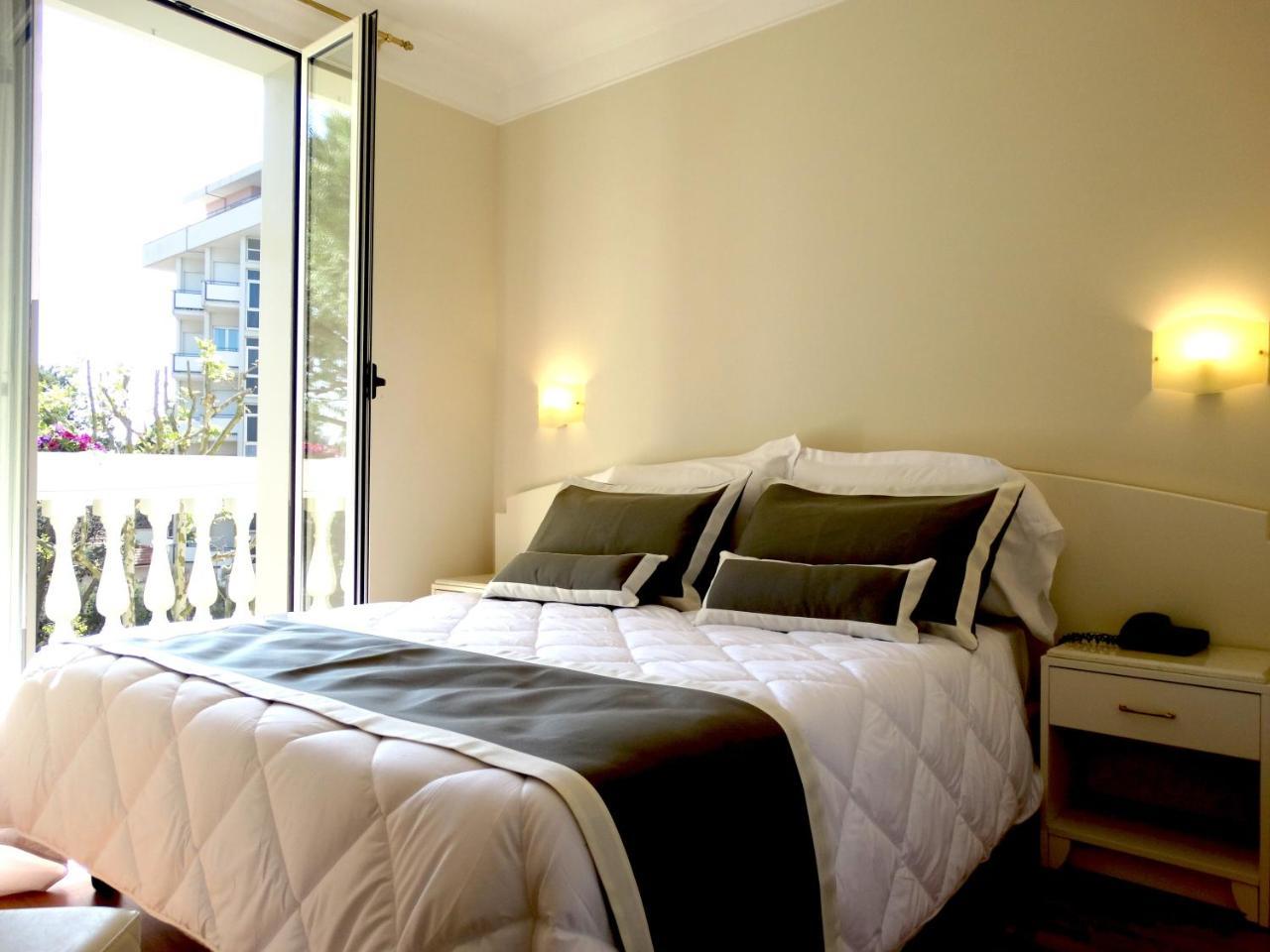 Novecento Suite Hotel Riccione Dış mekan fotoğraf