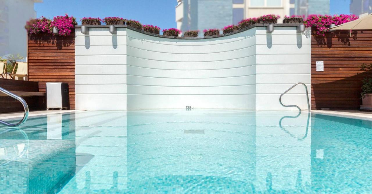 Novecento Suite Hotel Riccione Dış mekan fotoğraf